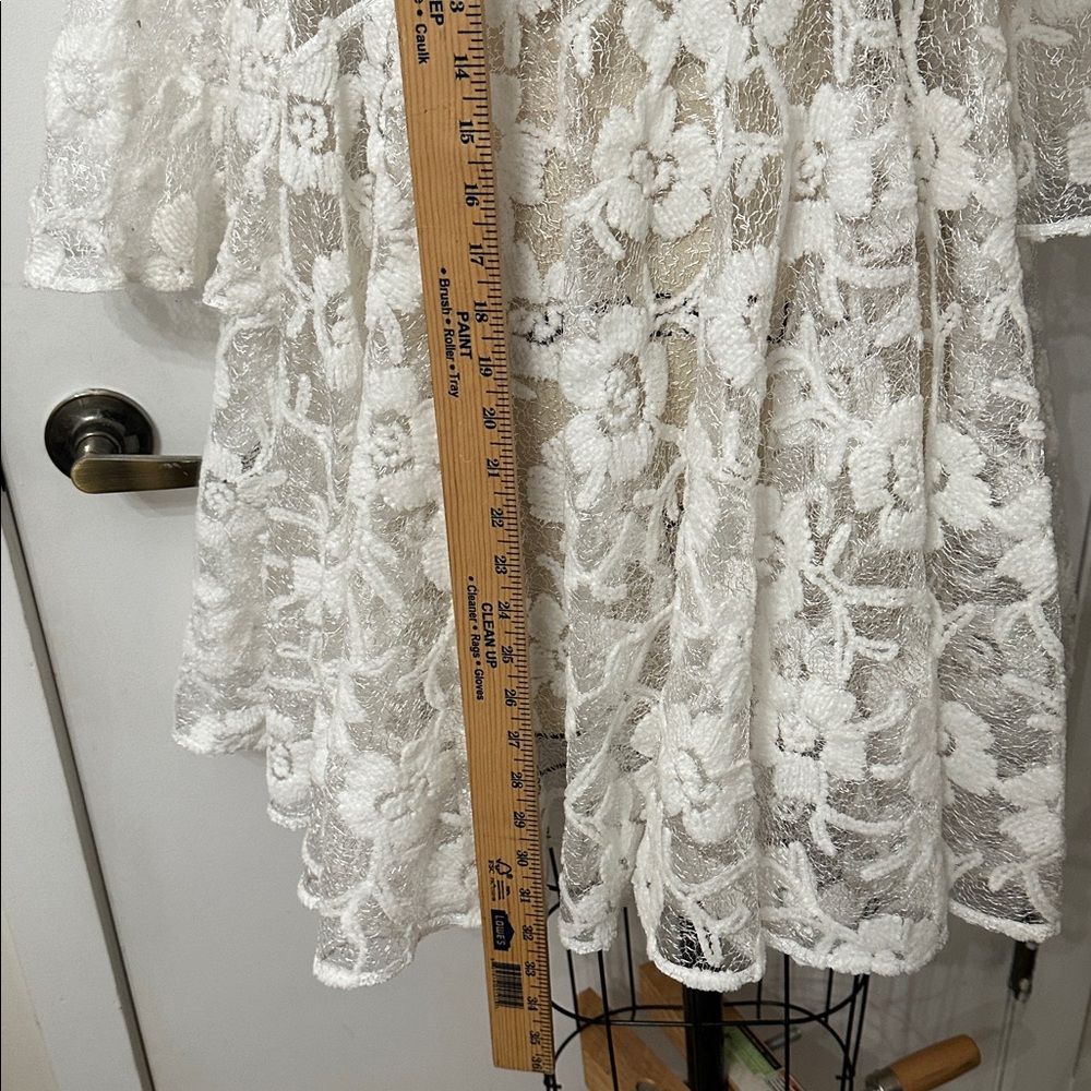 Free People White Floral Lace Dress see through gorgeous lace🤩🤩🤩 - Picture 14 of 15